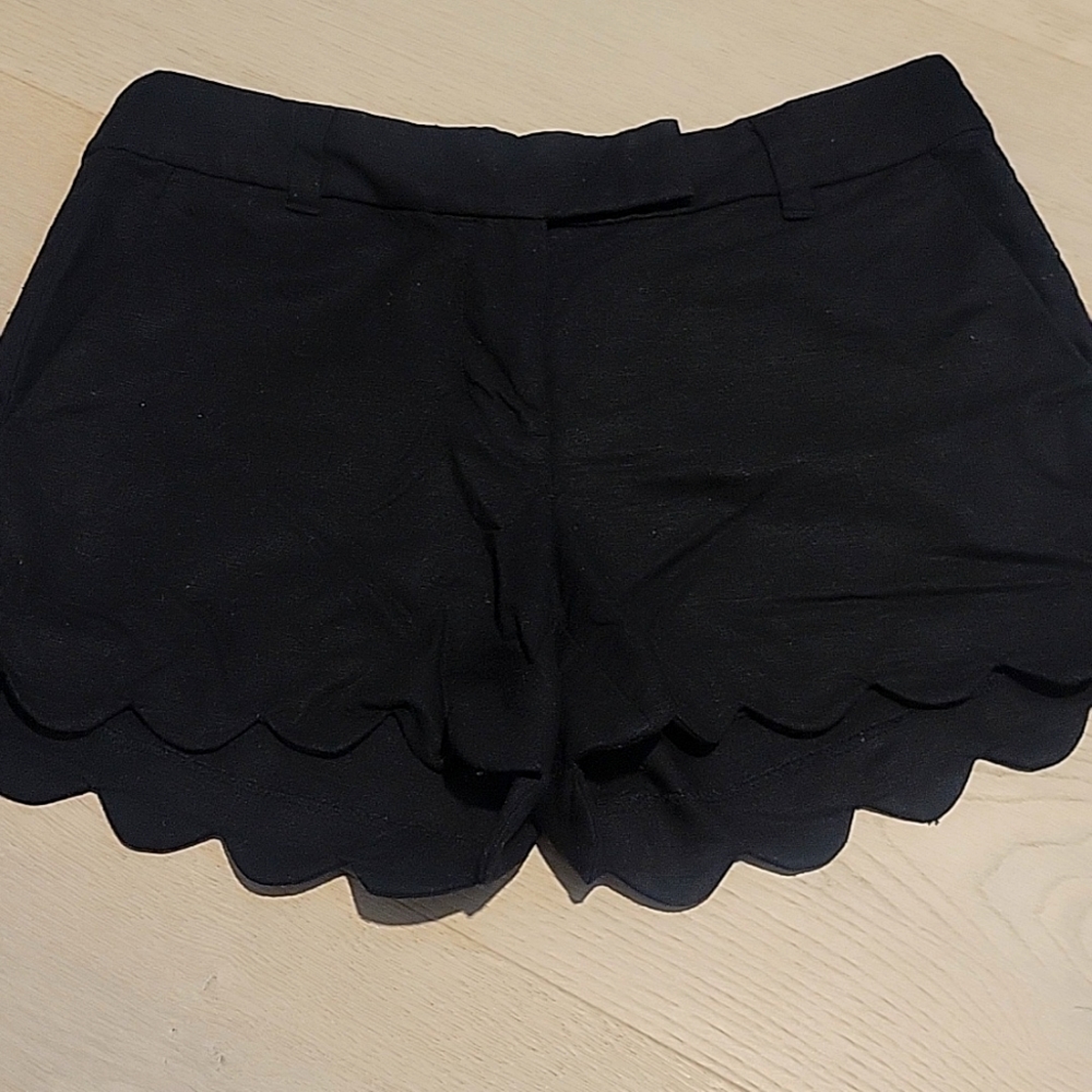 J Crew Women's Black Scalloped Shorts